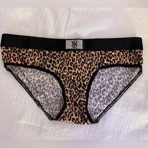 New with tags Victoria Secret underwear